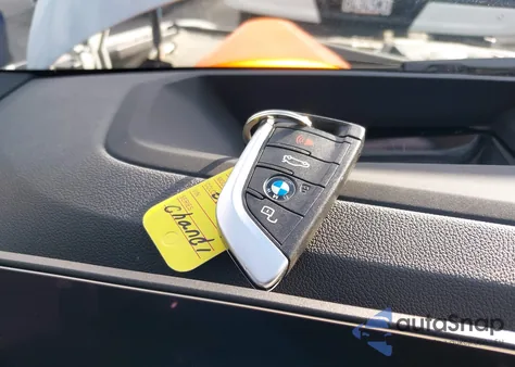 2023 BMW 3 Series 330E из США, поврежденный, VIN 3MW39FF06P8C84003